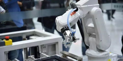 智造未來 把握趨勢，以創新技術驅動智能工廠與機器人研發